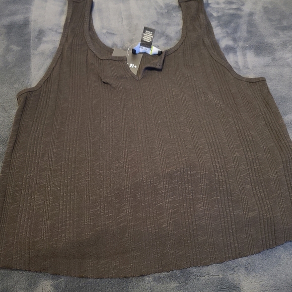 Forever21+ 3 crop tank tops Brand new with tags - Picture 2 of 7